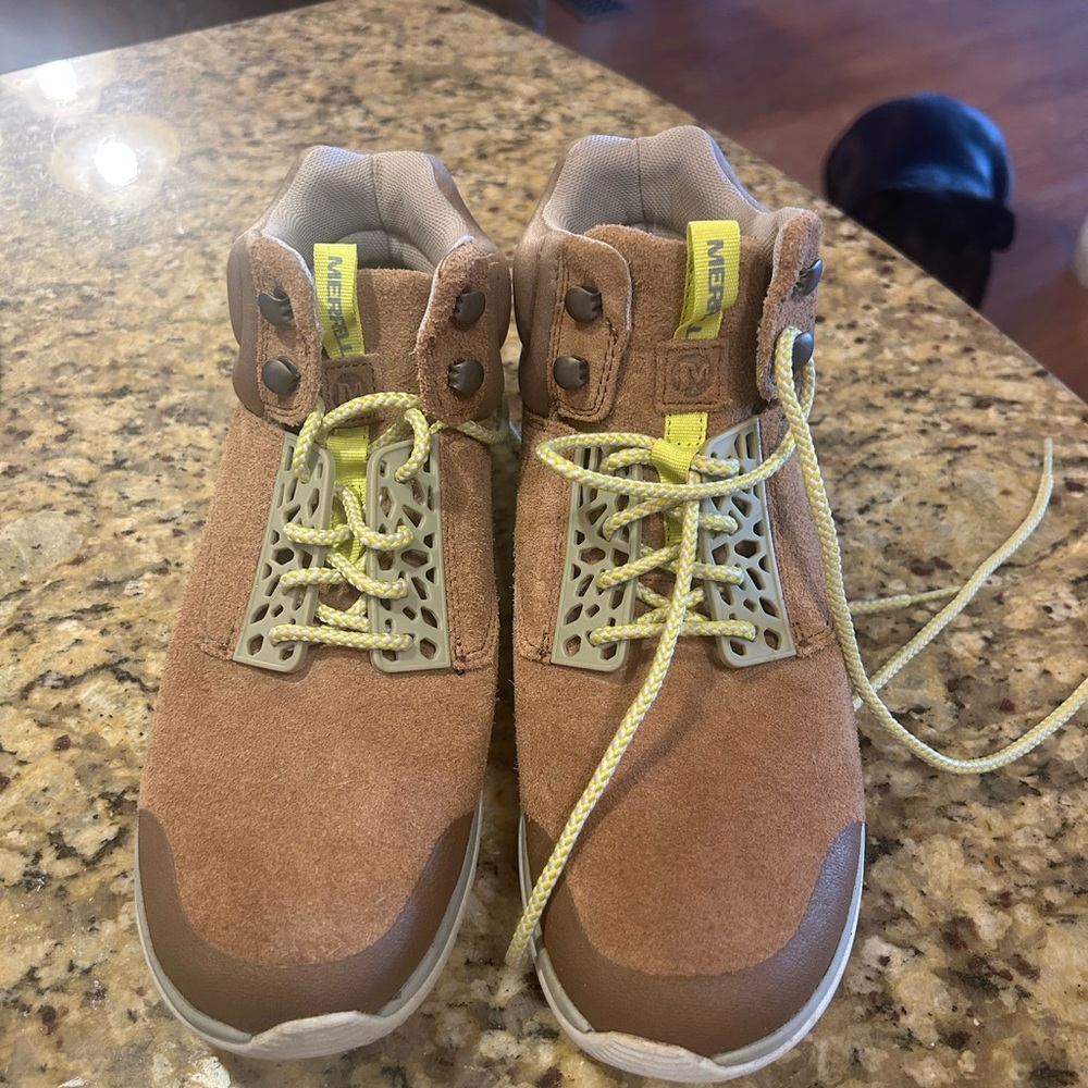 Boots Size 7